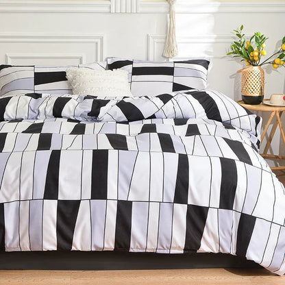 Black and White Duvet Cover Set with Pillowcases