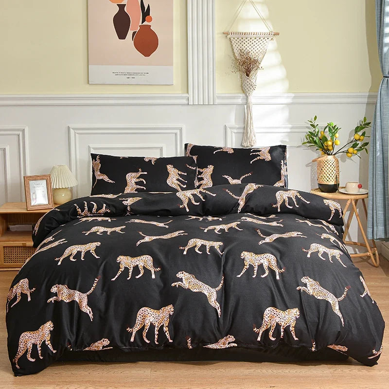 Black and White Duvet Cover Set with Pillowcases