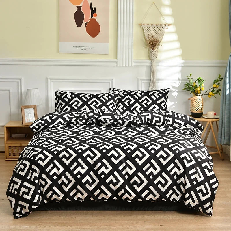 Black and White Duvet Cover Set with Pillowcases