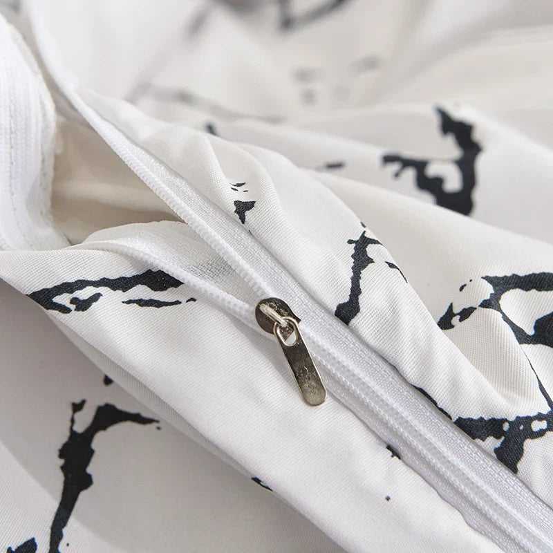 Black and White Duvet Cover Set with Pillowcases